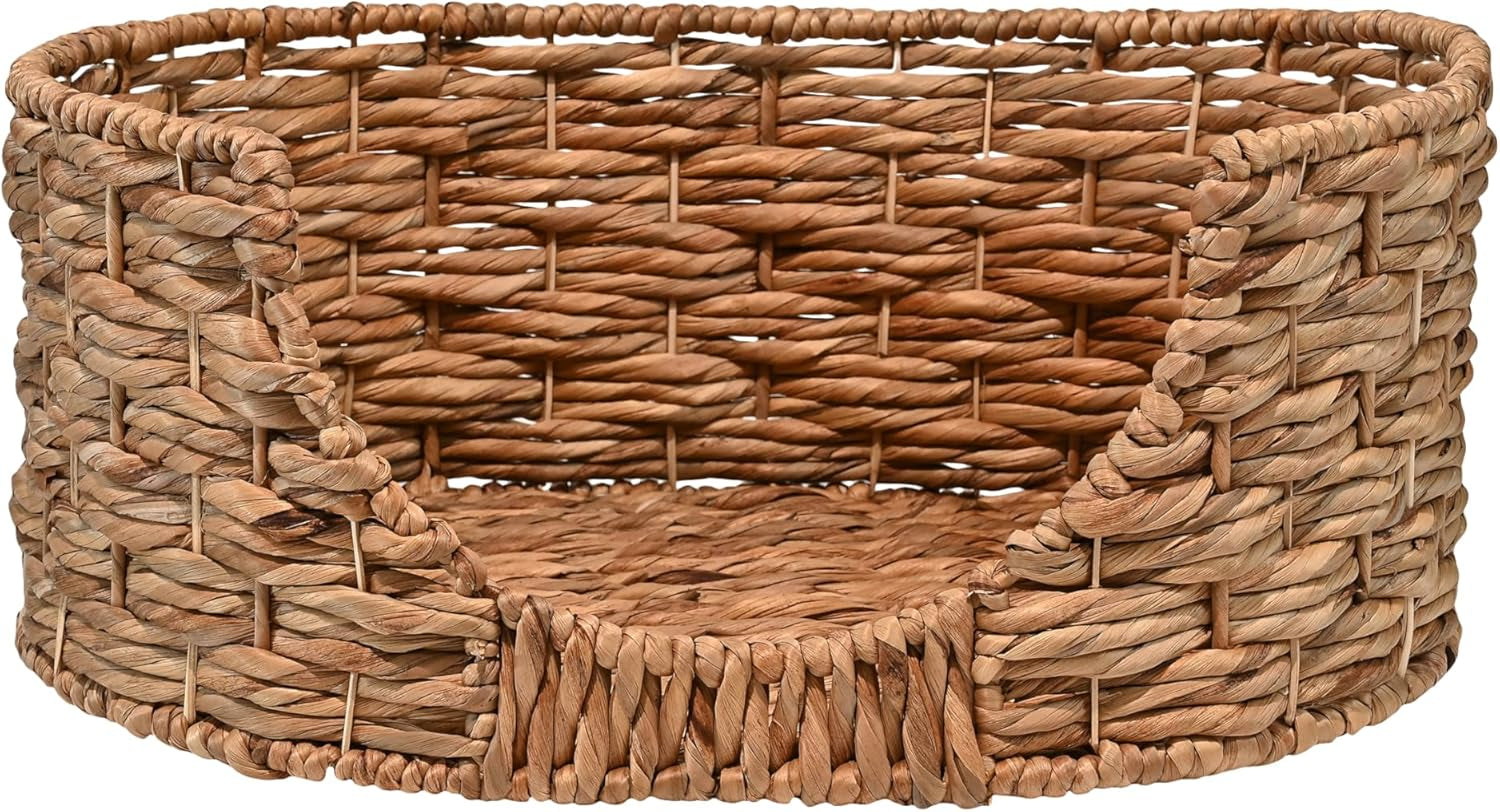 DBD4001A Perri 24" X 18" Classic Farmhouse Handwoven Hyacinth Oval Pet Bed with Machine-Washable Cushion, Natural