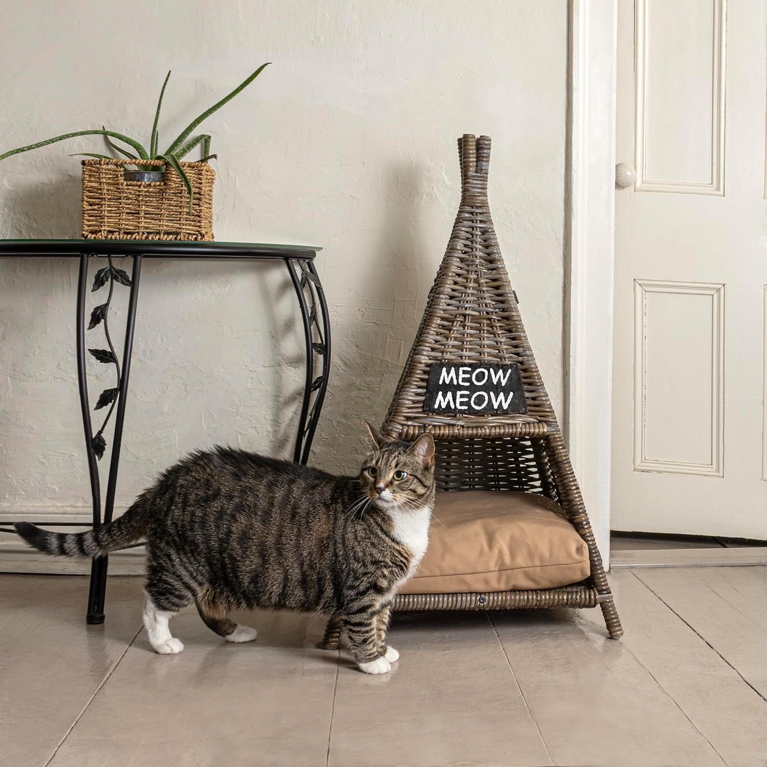 CBD1002A Tiki Tent 20" X 20" Coastal Handwoven Rattan Cat Bed with Machine-Washable Cushion, Kubu Gray